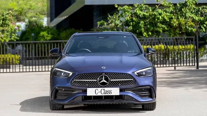 Mercedes-Benz C-Class — Photo 7 of 9